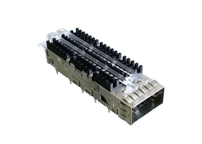 La EMI cataloga la singola gabbia del porto SFP28 18,75 millimetri per il connettore QSFP28